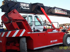 Reach Stacker Milan 45 Toneladas Lado B